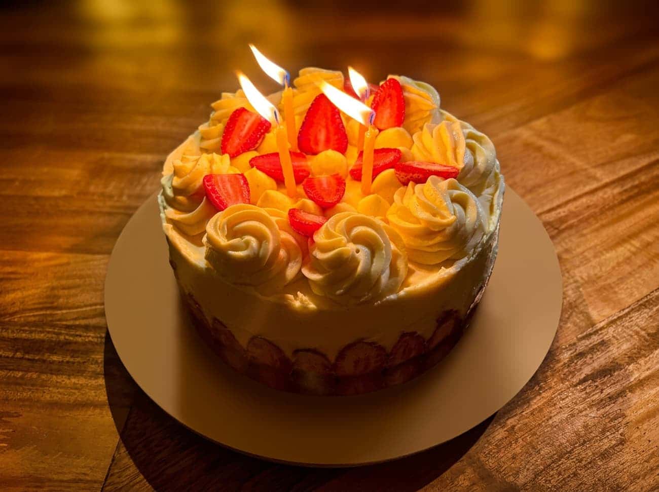 gâteau d’anniversaire aux fraises