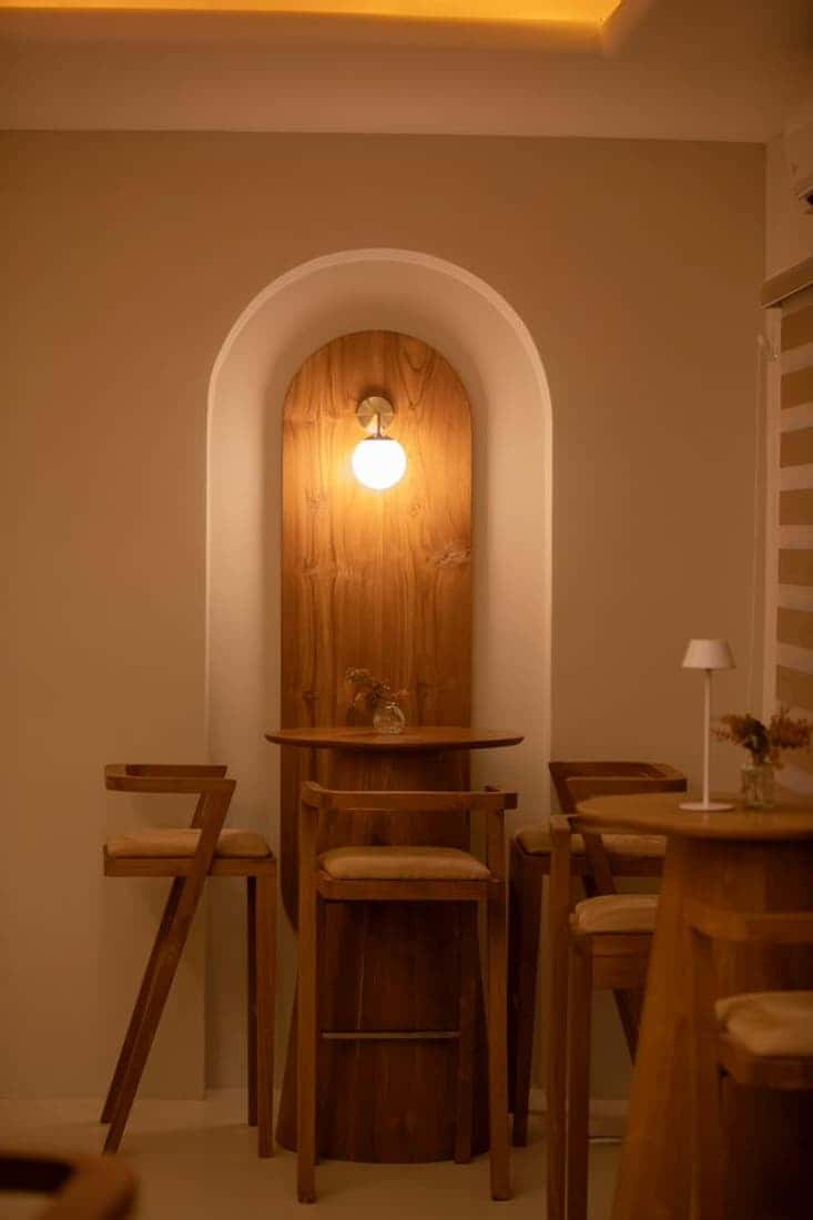 niche cintrée en bois